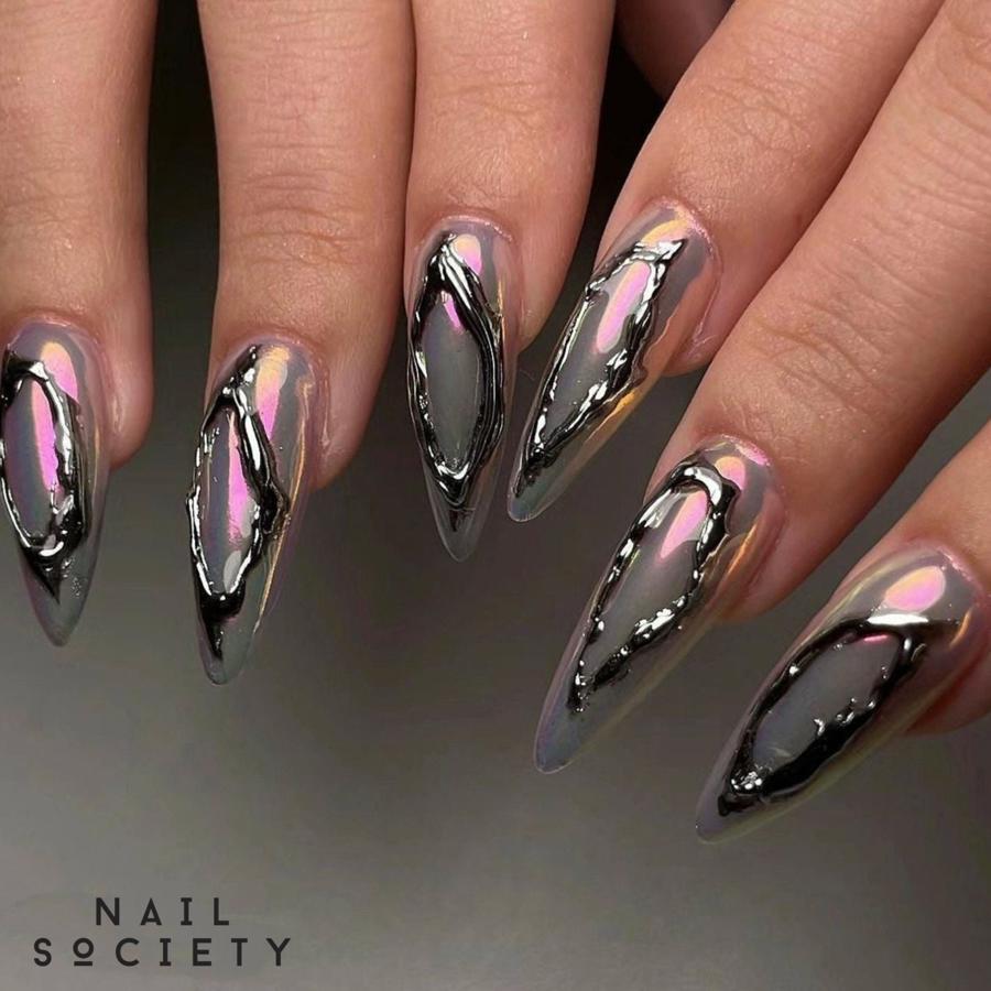 Chrome Nails 